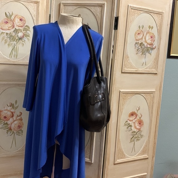 Gorgeous Cole Haan village tote - Picture 4 of 13